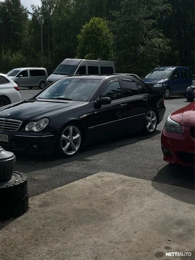 Mercedes-Benz C 320 CDI 2005, kuva 6/12