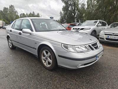 Saab 9-5 2.0 T Automaatti Sedan 2002, photo 6/16