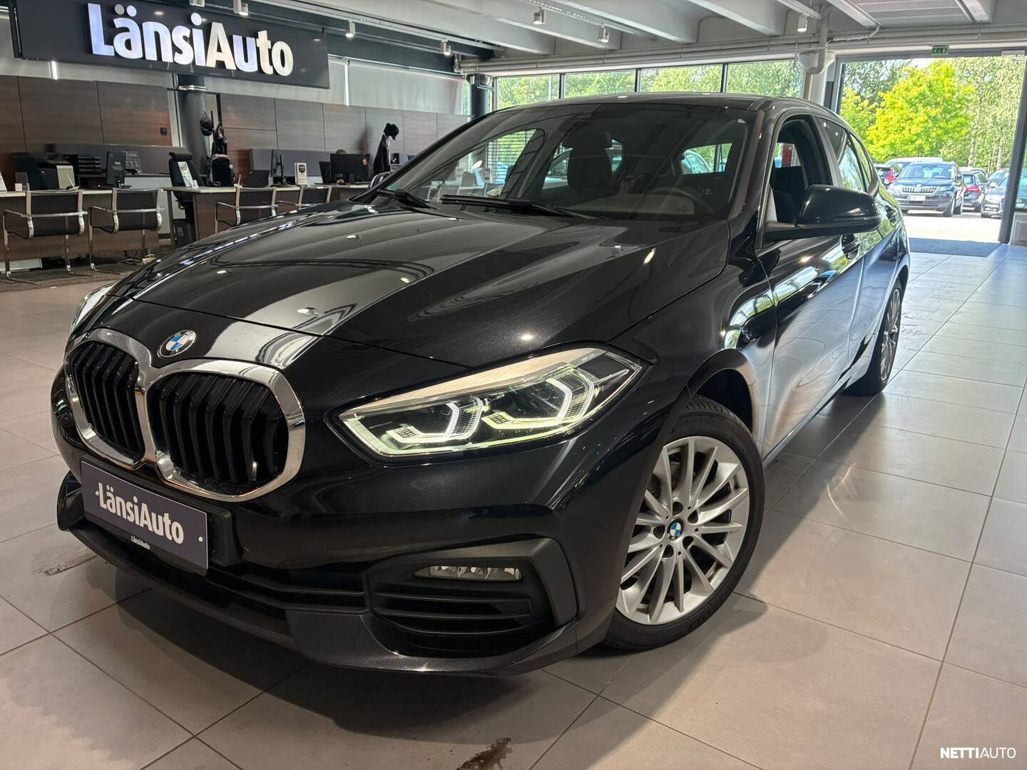 BMW 118