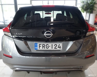 Nissan Leaf 2023, photo 5/11