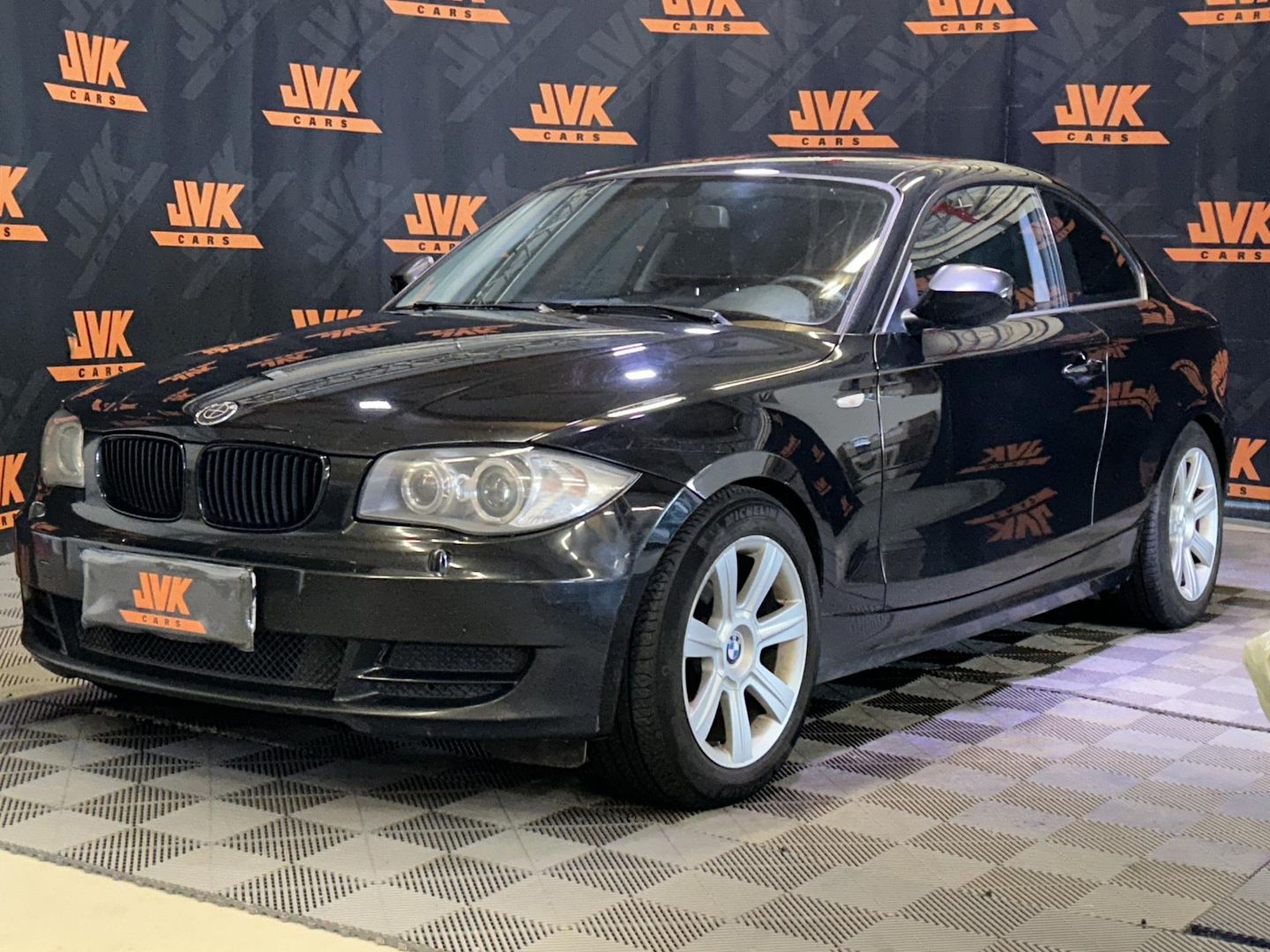BMW 118
