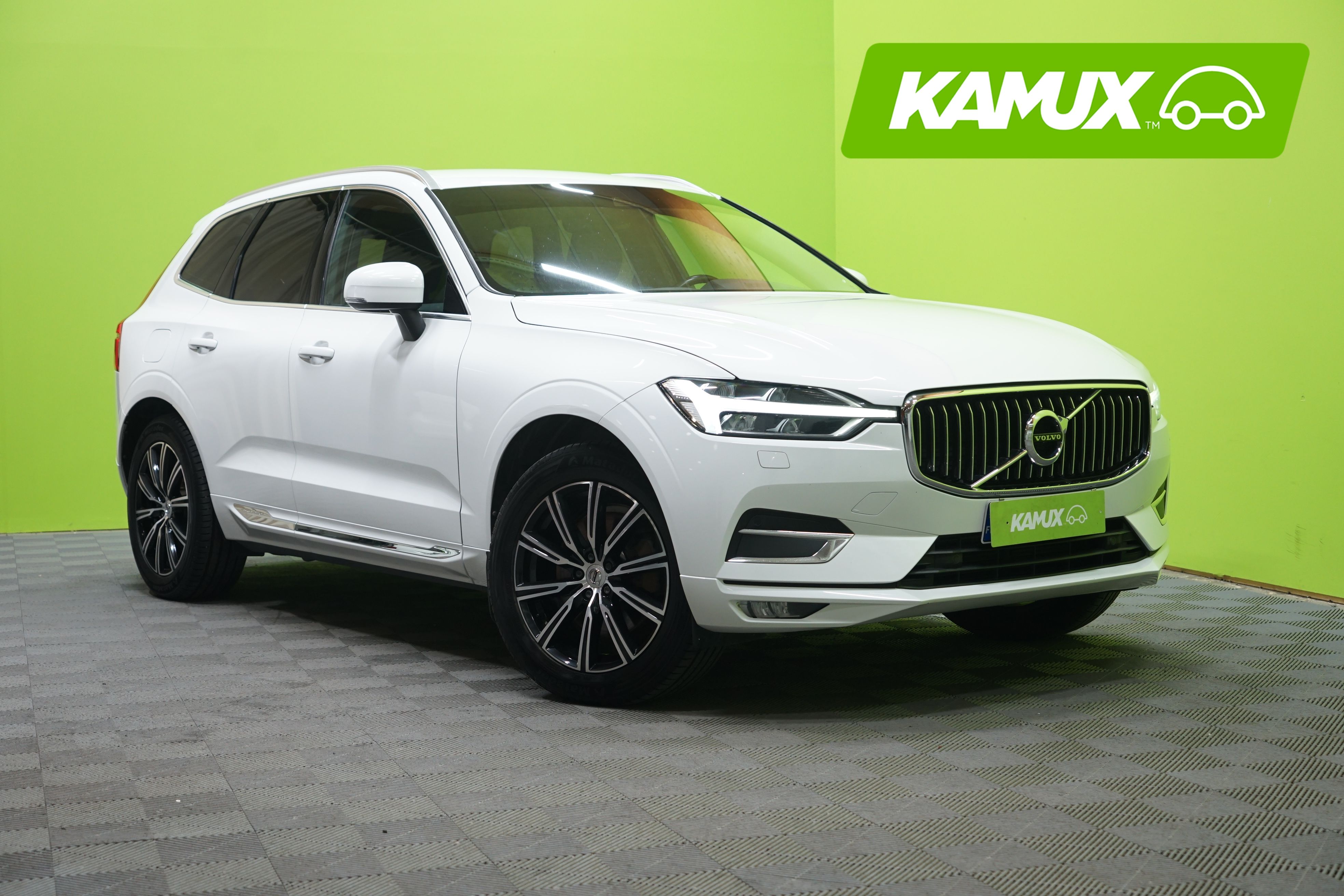 Volvo XC60 D4 AWD Inscription aut * VETOKOUKKU JA PERUUTUSKAMERA *