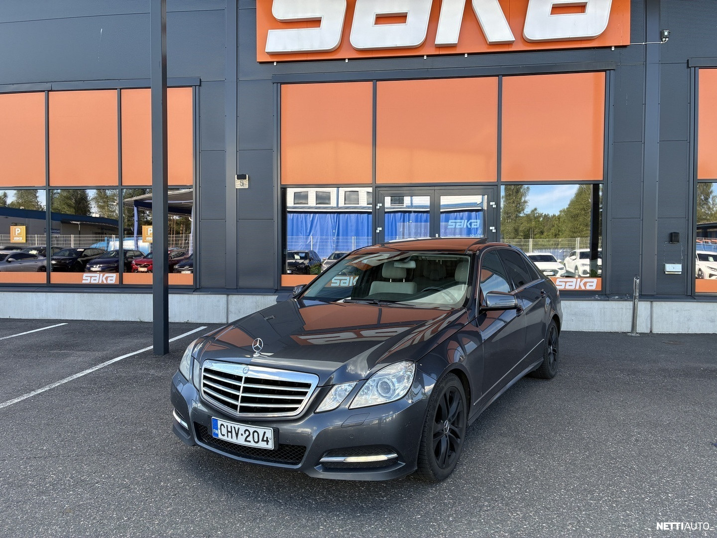 Mercedes-Benz E