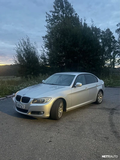 BMW 318 A E90 Sedan Business 2009, photo 5/17