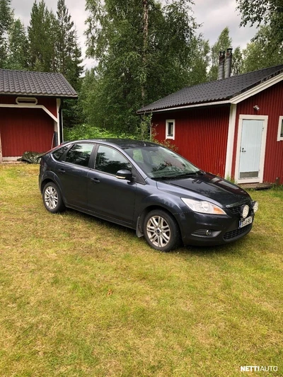 Ford Focus 1,8 125hv Trend M5 5-ovinen 2008, photo 3/7