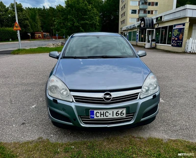 Opel Astra 2009, photo 5/14