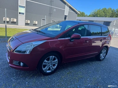 Peugeot 5008 2011, kuva 5/27