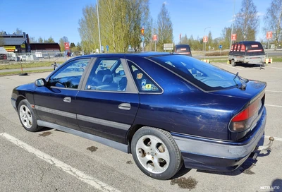 Renault Safrane 2.2 J7T (107hv) 1995, kuva 5/21