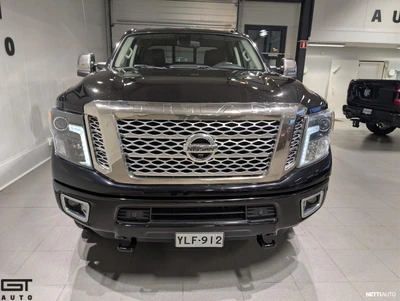 Nissan Titan 2016, photo 5/26