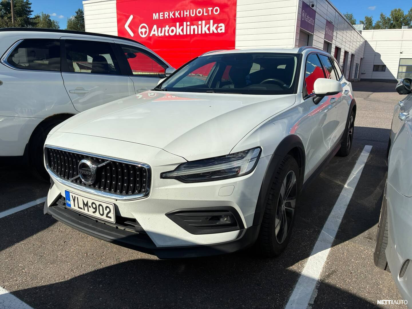 Volvo V60 Cross Country
