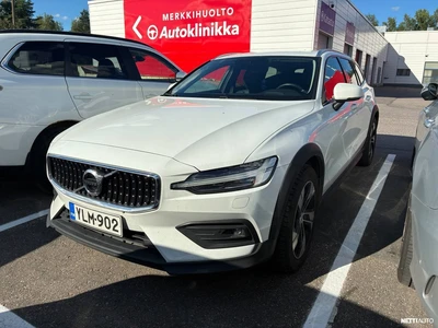 Volvo V60 Cross Country 2022, kuva 1/2