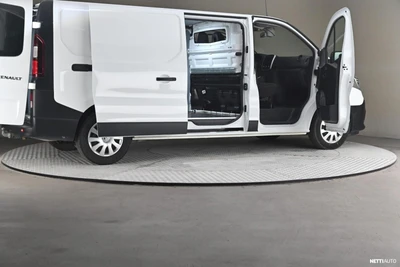Renault Trafic 2021, photo 6/32
