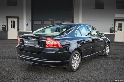 Volvo S80 2,5T aut 2007, photo 2/20