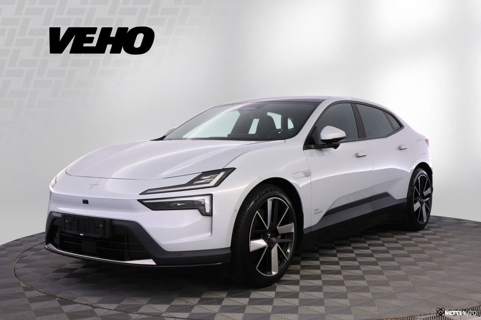 Polestar 4
