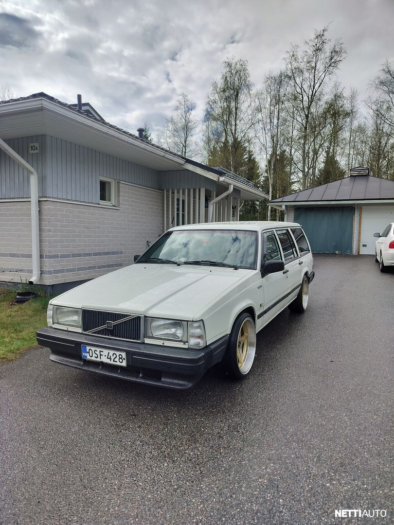 Volvo 740