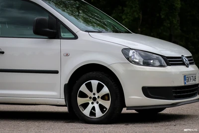 Volkswagen Caddy Maxi 2014, photo 6/20