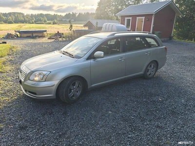 Toyota Avensis 2005, kuva 4/9