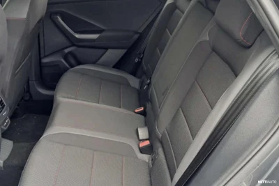 Volkswagen T-Roc 2022, photo 7/10