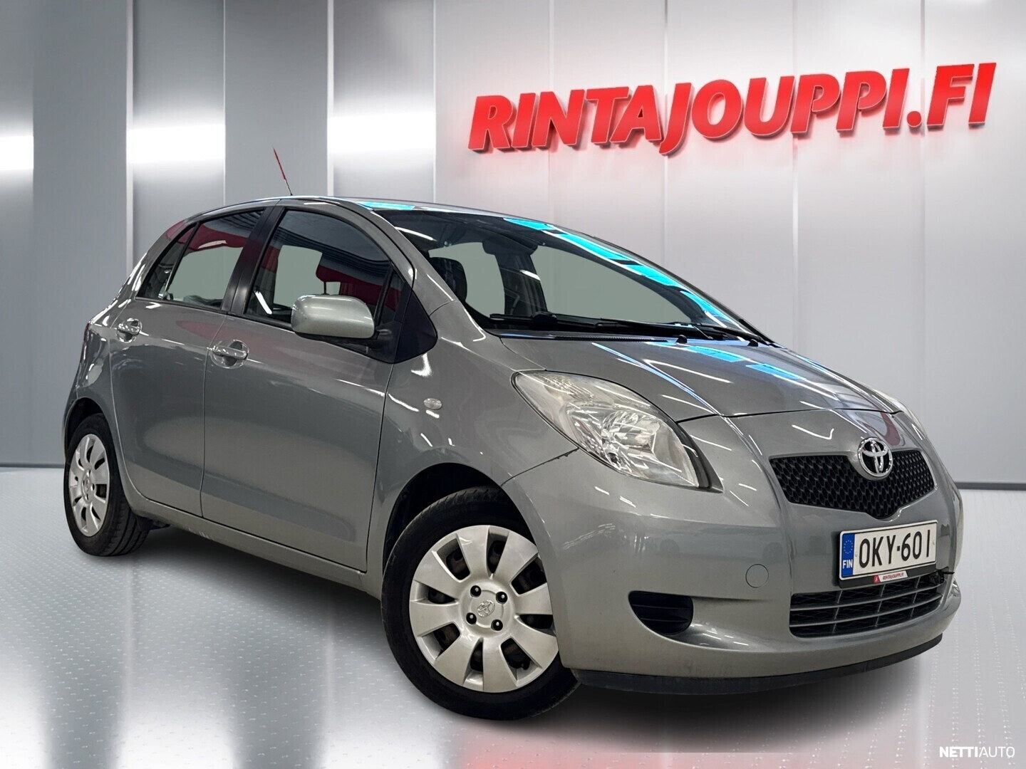 Toyota Yaris 1,3 VVT-i Linea Terra 5ov