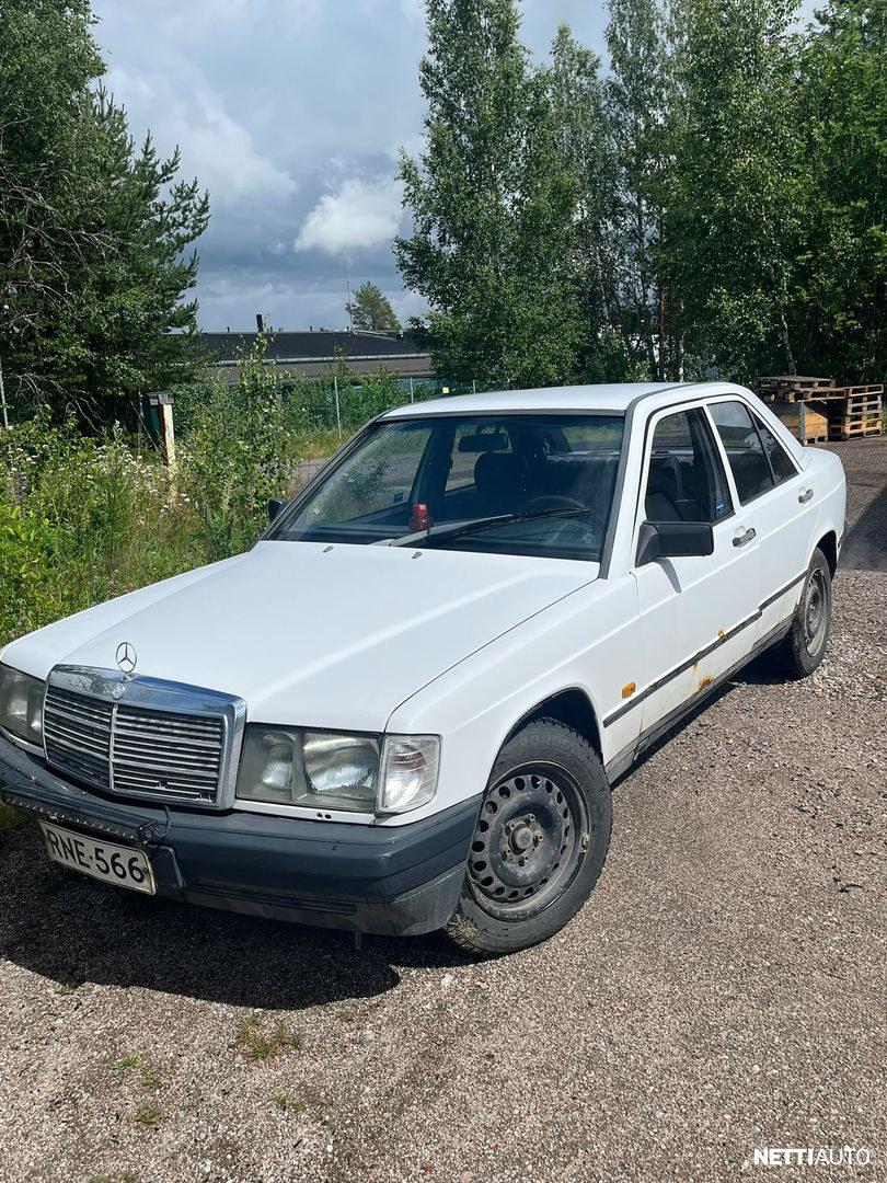 Mercedes-Benz 190