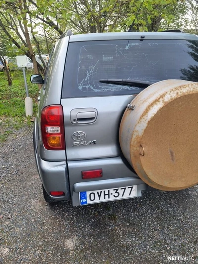 Toyota RAV4 2004, photo 3/19