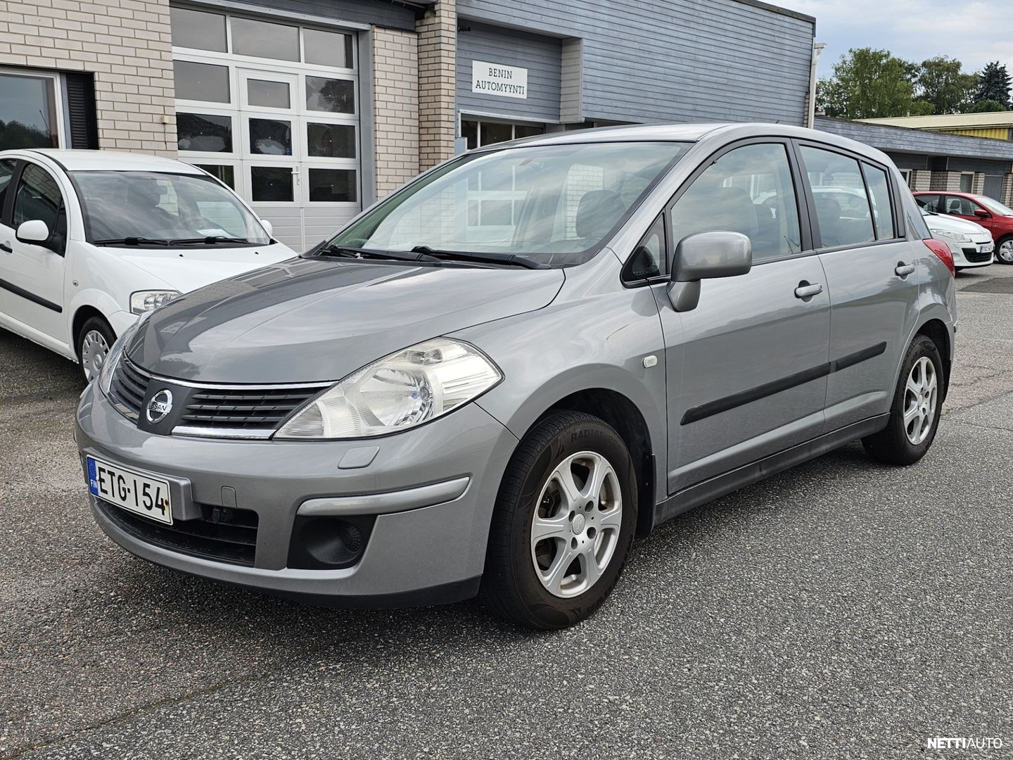 Nissan Tiida