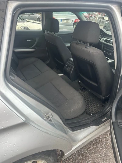 BMW 318 318d 2010, kuva 4/5