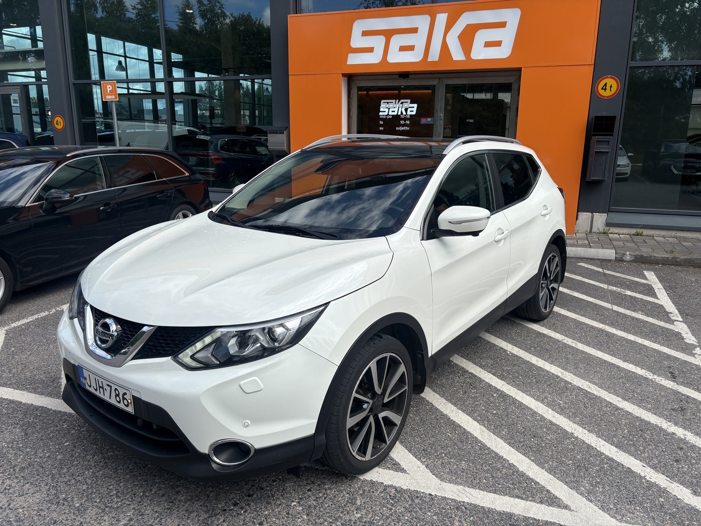 Nissan Qashqai 1,5dCi Tekna 2WD 6M/T