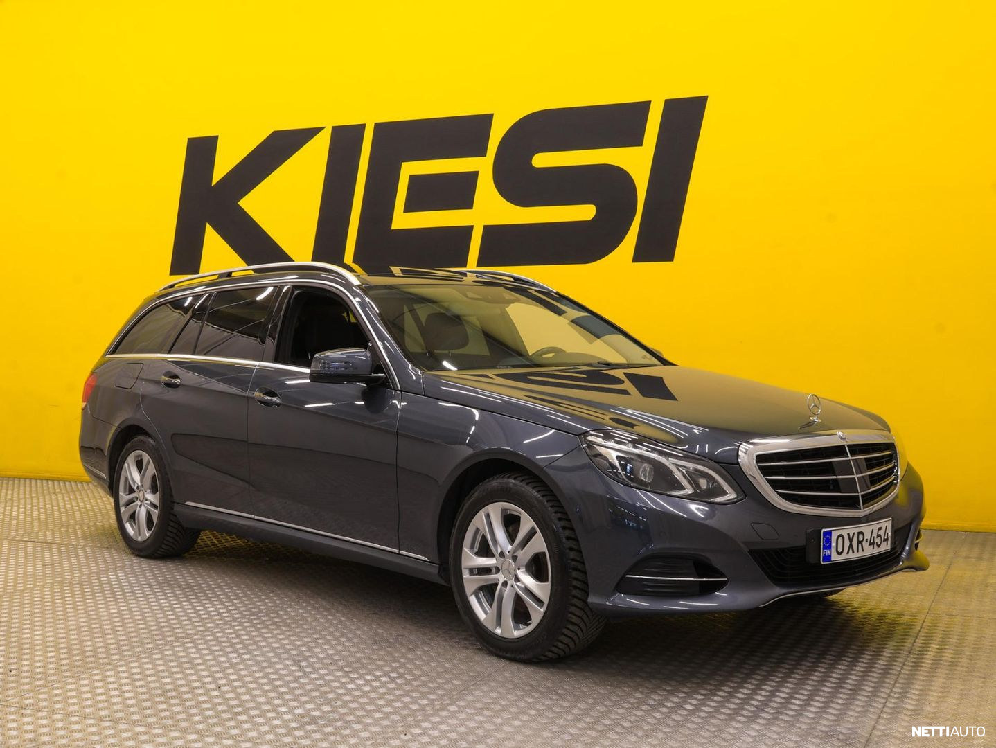 Mercedes-Benz E