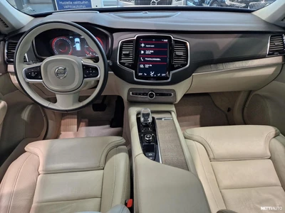 Volvo XC90 2022, photo 6/10