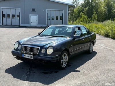 Mercedes-Benz E 280 4MATIC Elegance A 1999, photo 2/13