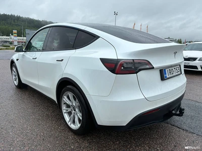 Tesla Model Y Long Range 2023, kuva 4/6