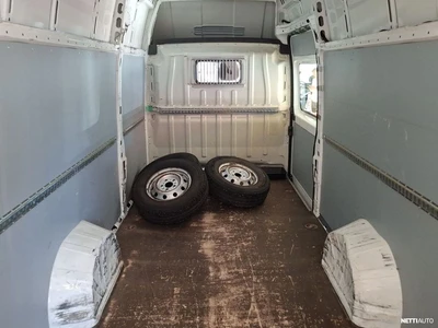 Peugeot Boxer L4H3 435 BlueHDi 140 S&S 2020, photo 7/28