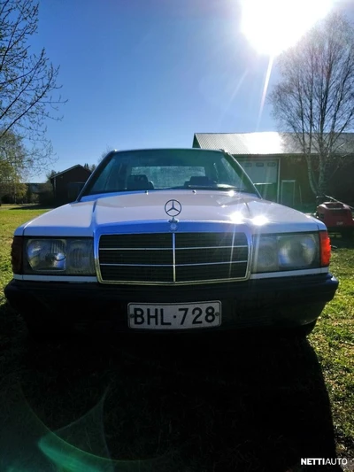 Mercedes-Benz 190 1986, kuva 6/10