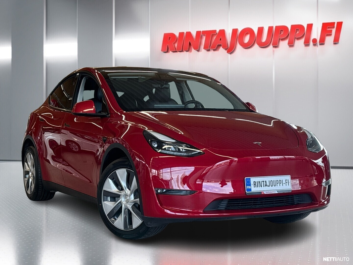 Tesla Model Y Long Range