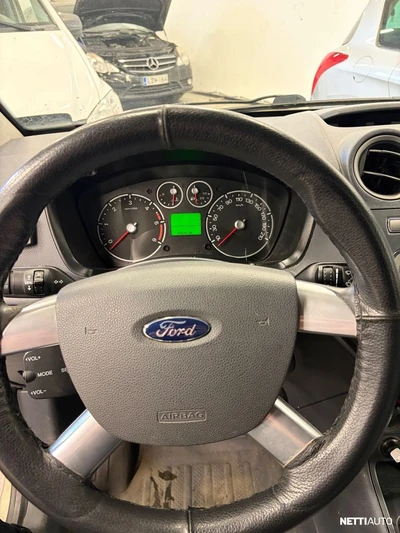 Ford Transit Connect 2011, photo 8/8