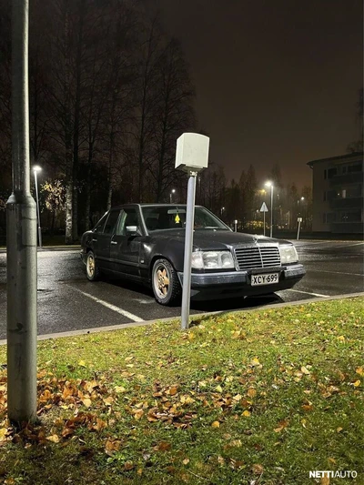 Mercedes-Benz E 1989, kuva 8/8