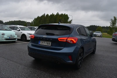 Ford Focus 2019, photo 2/10