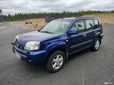 Nissan X-Trail 2.0 Comfort 4X4 2005, kuva 1/8
