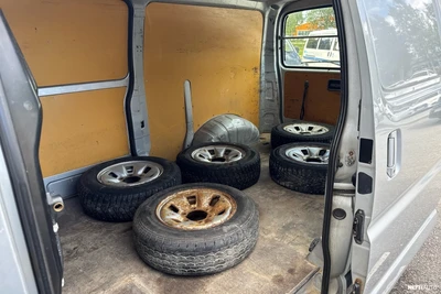 Toyota Hiace 2,5 D-4D 4WD 117 5ov pitkä 2010, photo 6/10