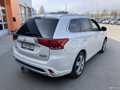 Mitsubishi Outlander Instyle Navi 4WD 5P 2015, kuva 4/6