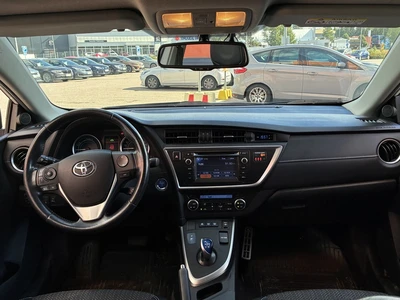 Toyota Auris 2013, kuva 4/9
