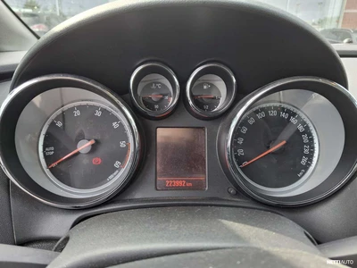 Opel Astra 2014, photo 6/10