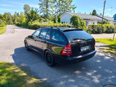 Mercedes-Benz C 200 2005, photo 2/10