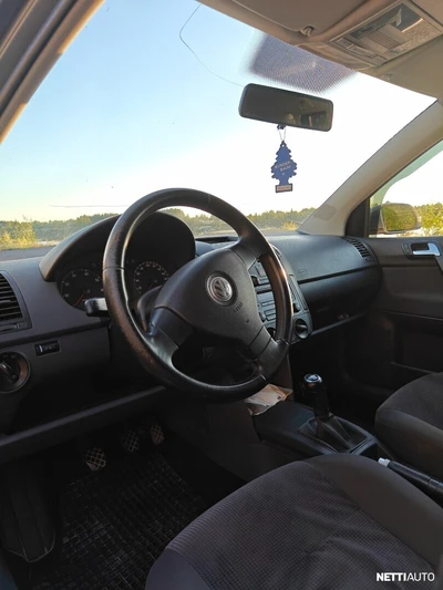Volkswagen Polo 2007, kuva 8/8