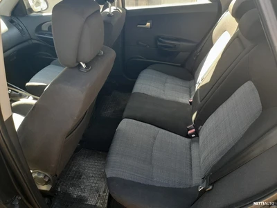 Kia Ceed 2010, kuva 6/6