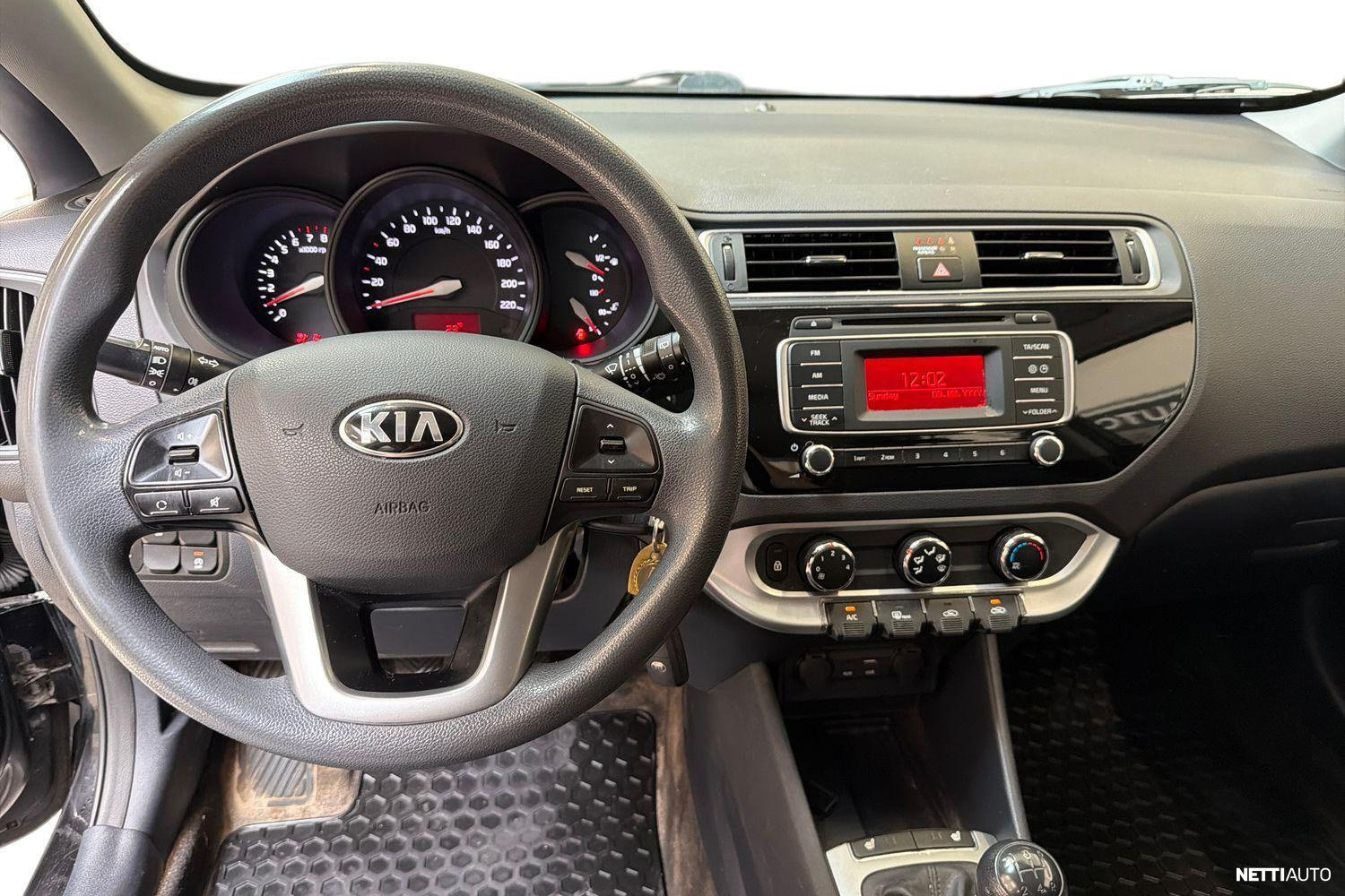 Kia Rio 2016, photo 7/27