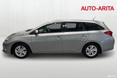Toyota Auris 2014, kuva 2/10