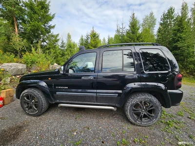 Jeep Cherokee 2004, kuva 3/15