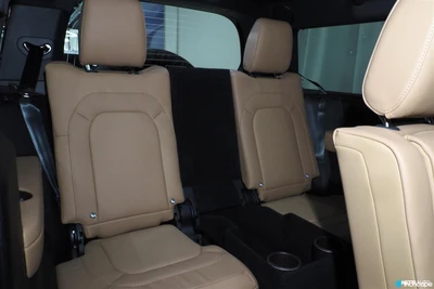 Land Rover Defender 2026, photo 7/20